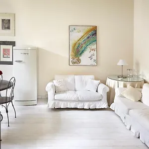 prestige-boutique-homes-arco-della-pace.italymilanhotels.net/